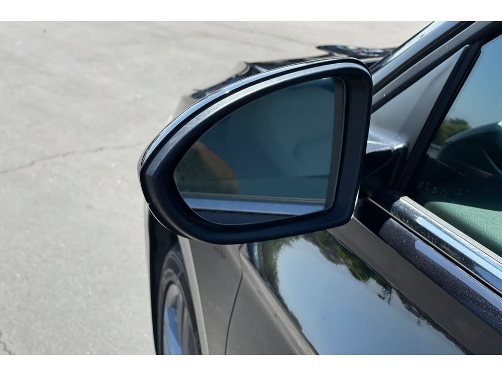 Used 2023 Deep Black Pearl Volkswagen SE image 15