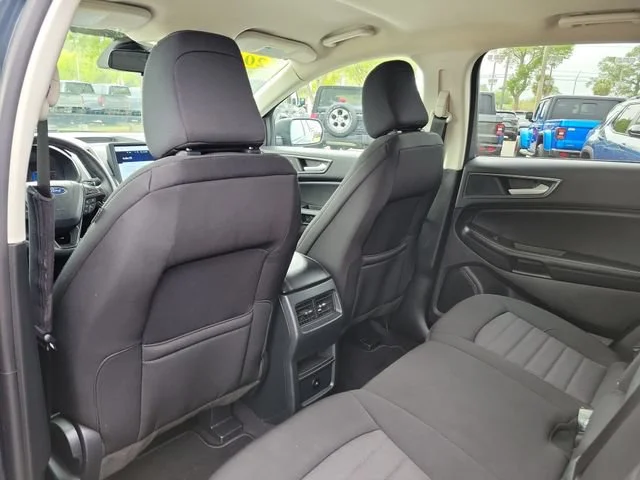 2024 Ford Edge SE - Photo 10