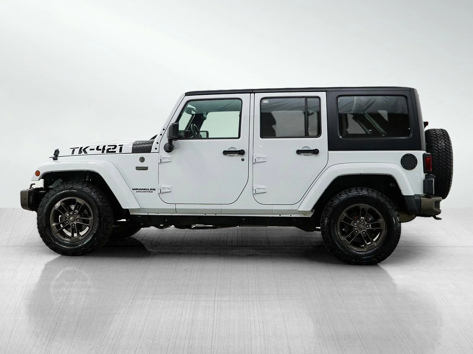 Used 2016 Jeep Wrangler Unlimited 75th Anniversary Edition with VIN 1C4BJWEG6GL265223 for sale in Burnsville, Minnesota