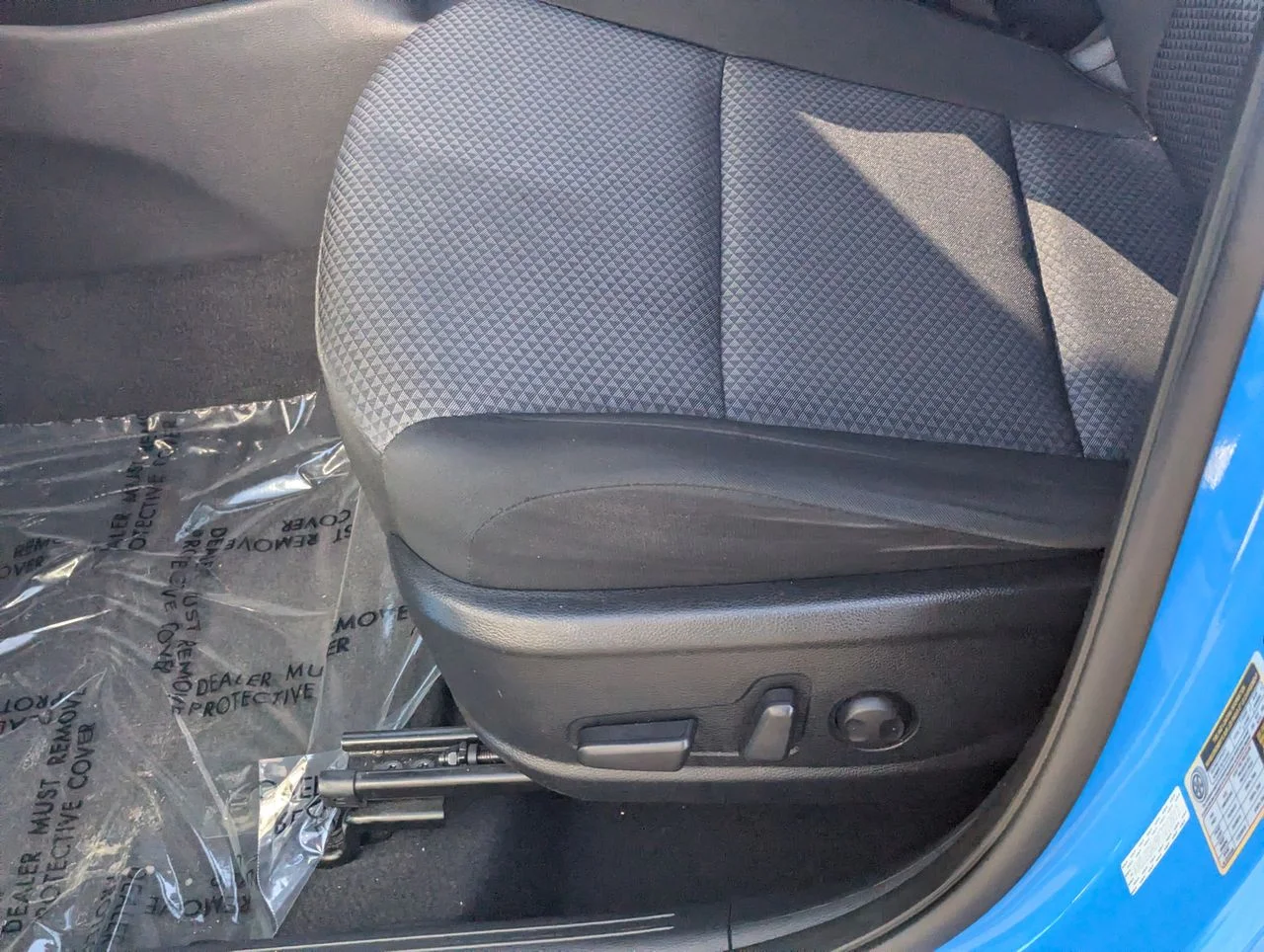 Used 2023 Surf Blue w Black Roof Kia S image 18