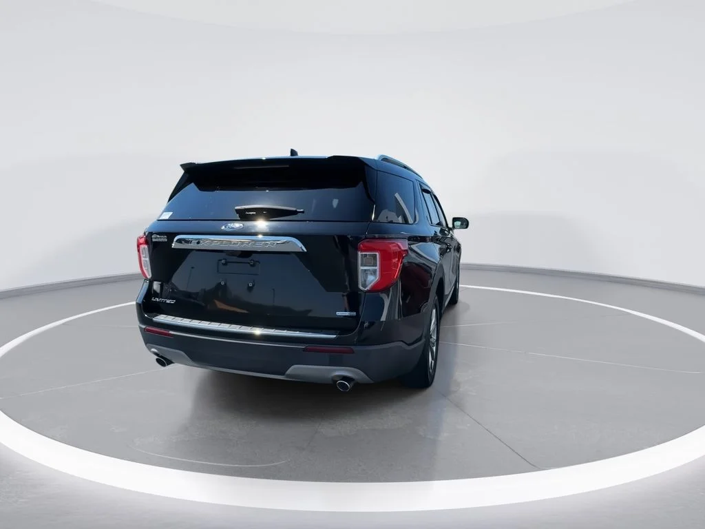 Used 2020 Black Ford Limited image 8