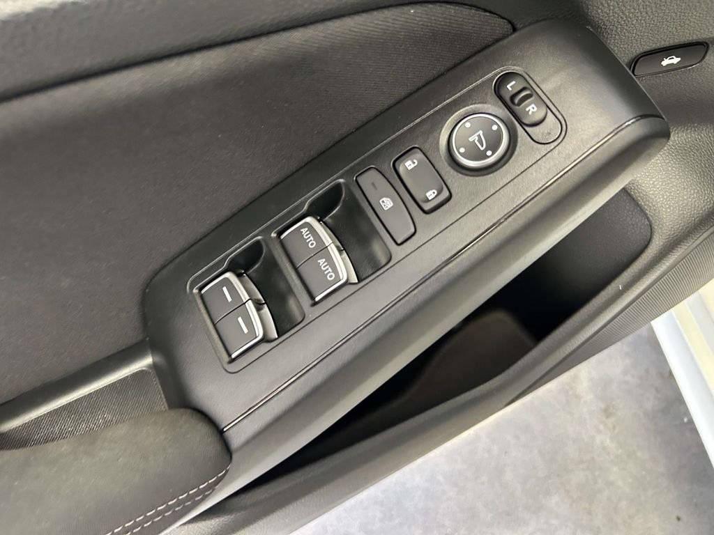 Used 2026 White Honda Sport image 17