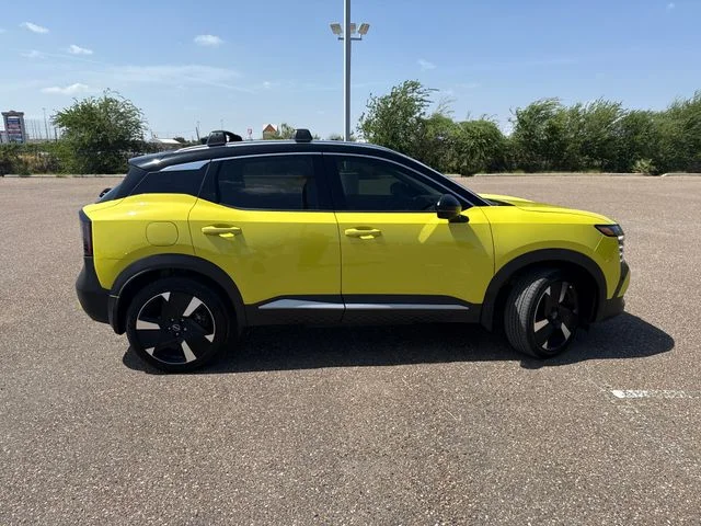 Used 2025 Yellow Nissan SR image 8