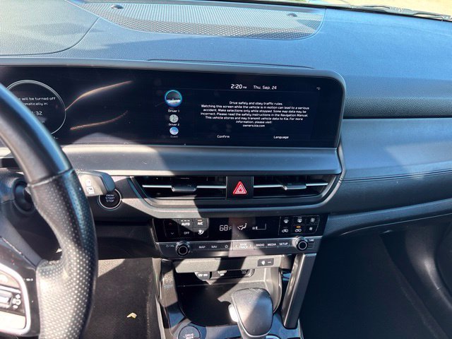 Used 2024 Fusion Black Kia SX image 19