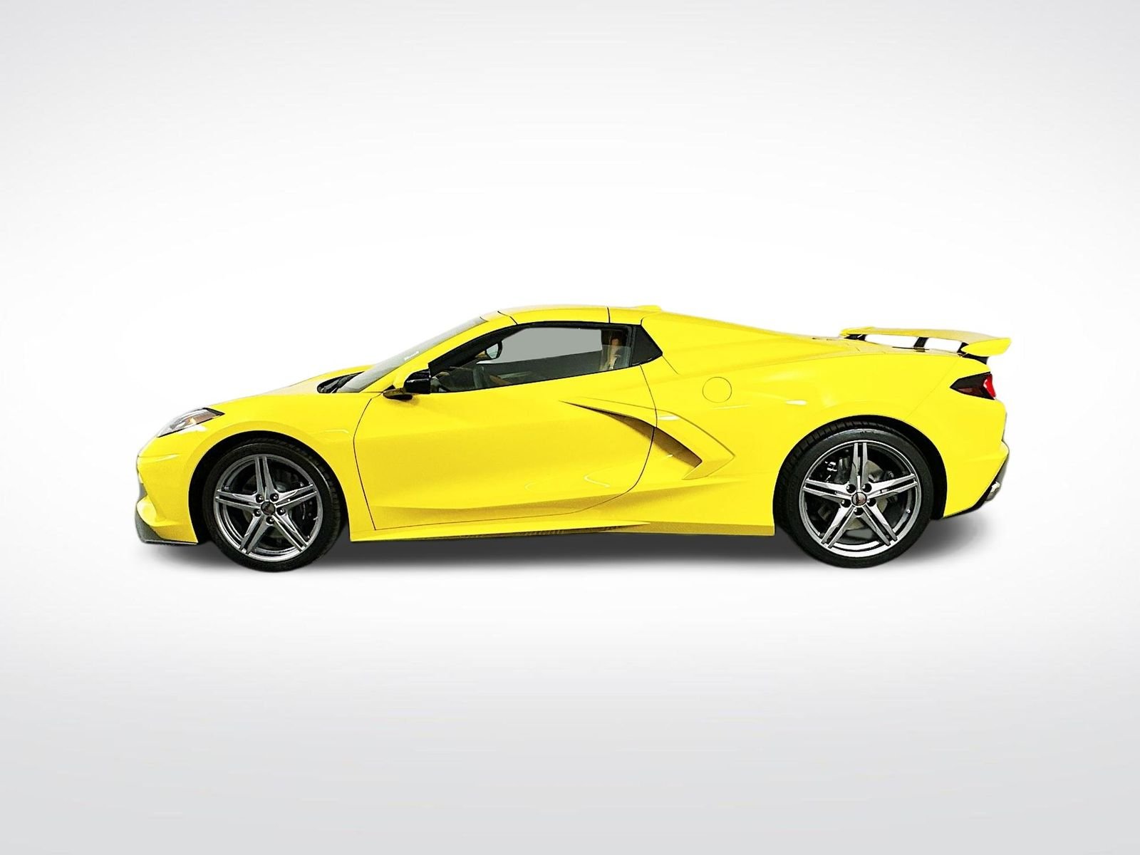 Used 2026 Competition Yellow Tintcoat Metallic Chevrolet Stingray image 4