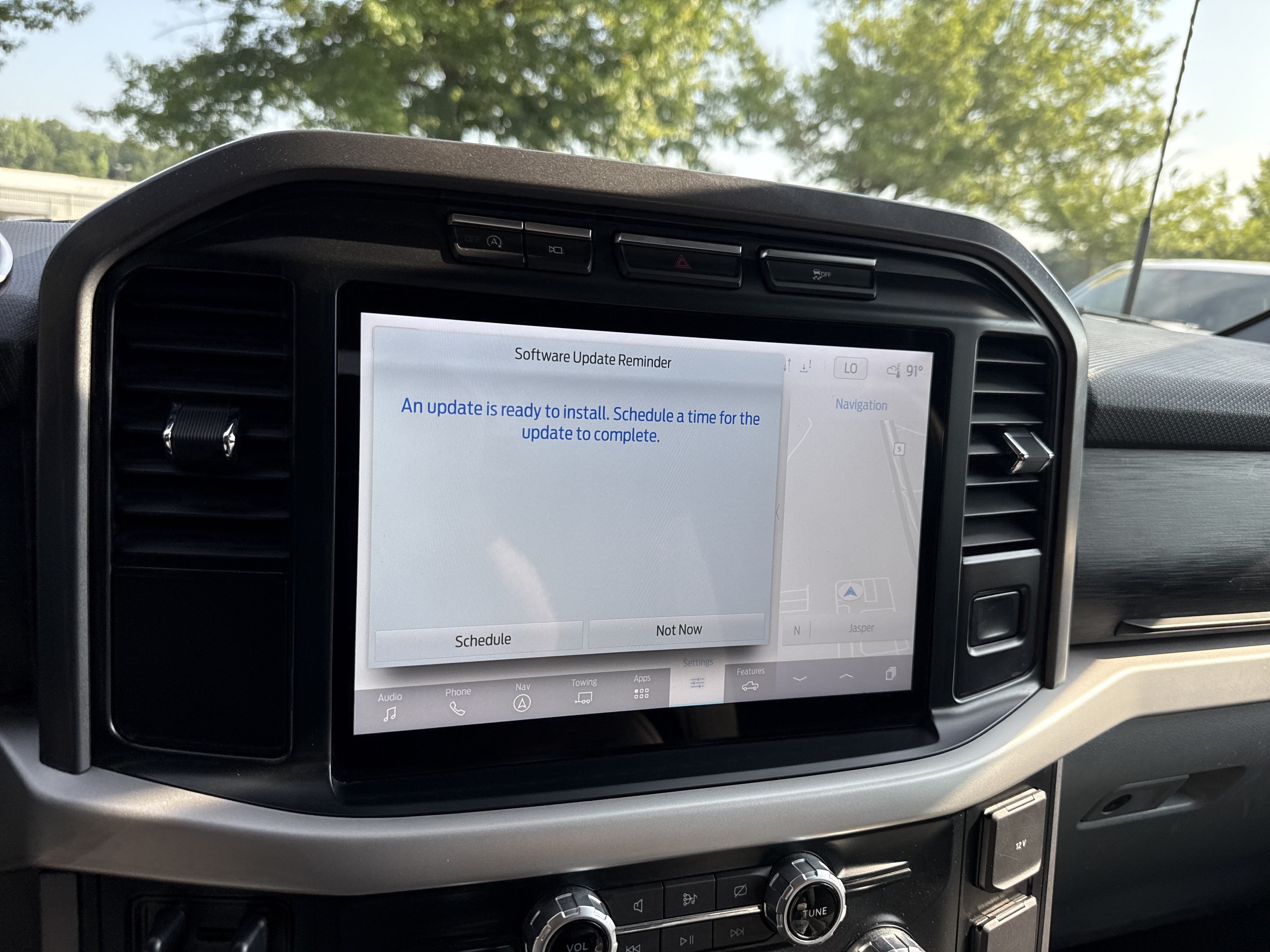 Used 2023 Silver Metallic Ford XLT image 27