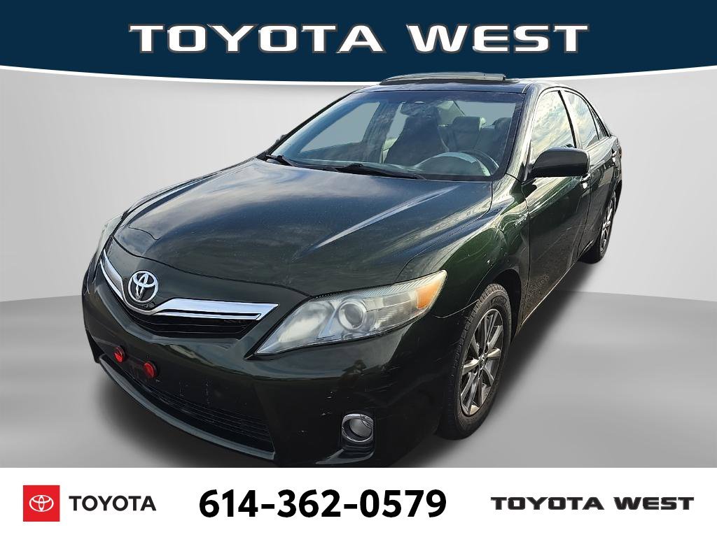 Used 2011 Green Toyota Base image 3
