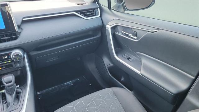 Certified Used 2023 SILVER SKY METALLIC Toyota  image 13