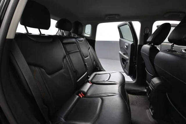 Used 2017 Black Jeep Limited image 37