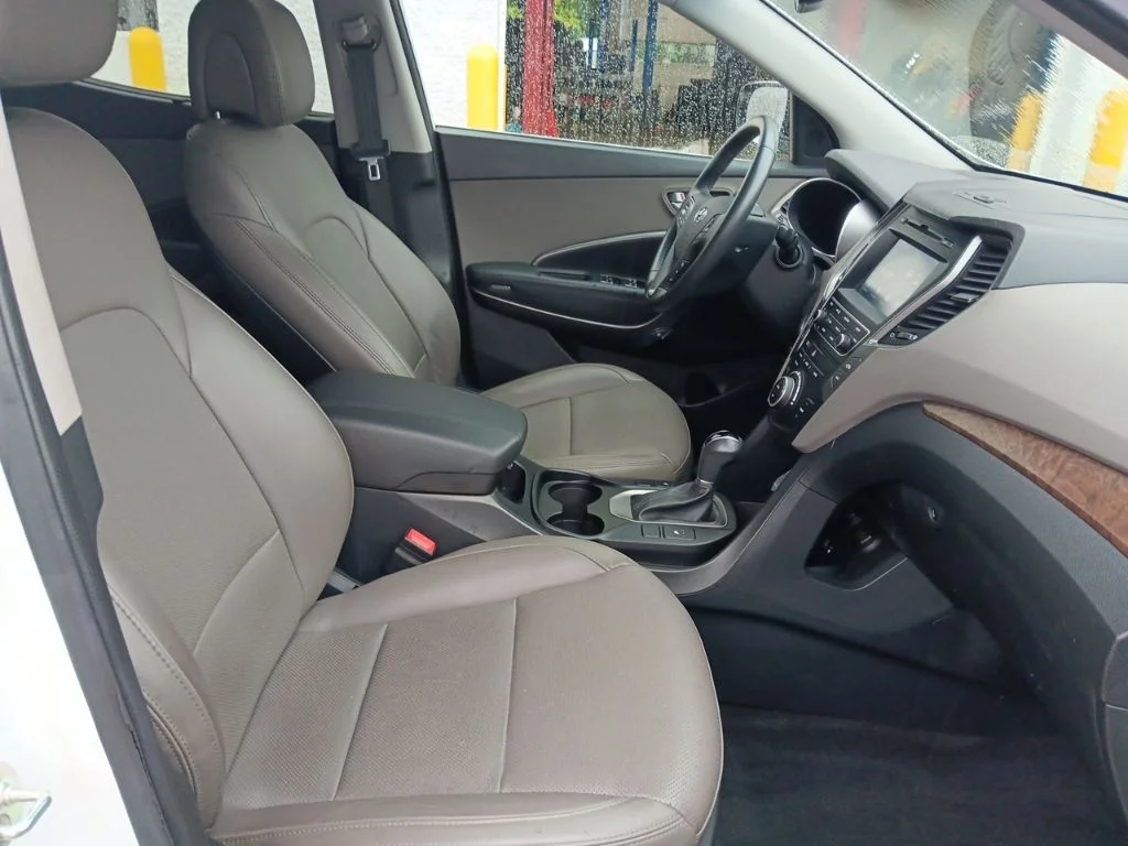 Used 2018 Pearl White Hyundai 2.4 Base image 35