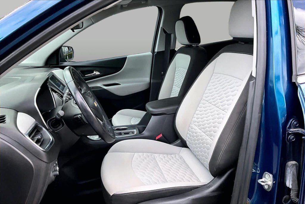Used 2020 Blue Chevrolet LT image 8