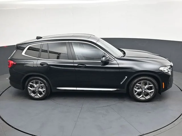 Used 2023 Black BMW xDrive30i image 27