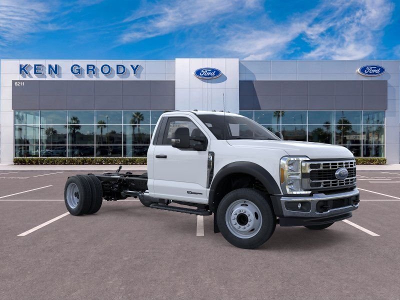 2025 Ford F-550 XLT Regular Cab 169-In DRW's photo