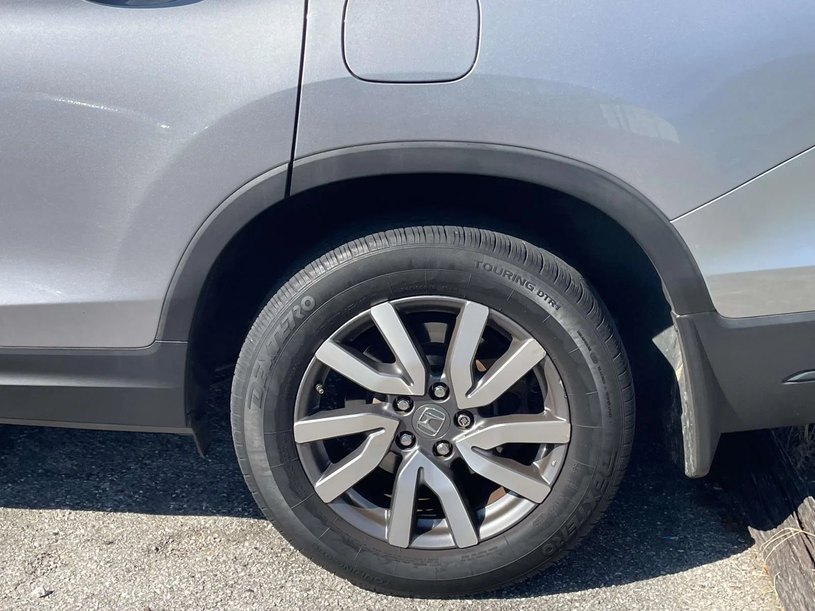 Used 2021 Lunar Silver Metallic Honda EX image 4
