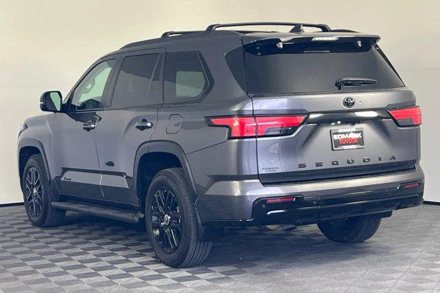 Certified Used 2024 MAGNETIC GRAY MET. Toyota  image 5