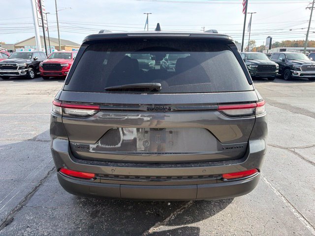 Used 2025 Gray Jeep Limited image 4