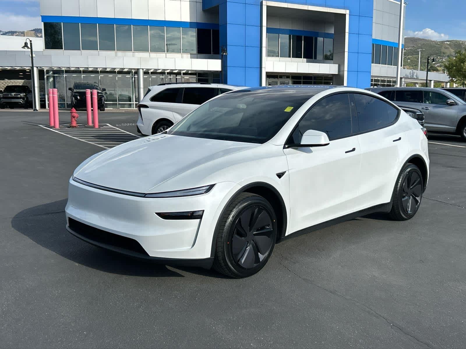 2026 Tesla Model Y Premium - Photo 11