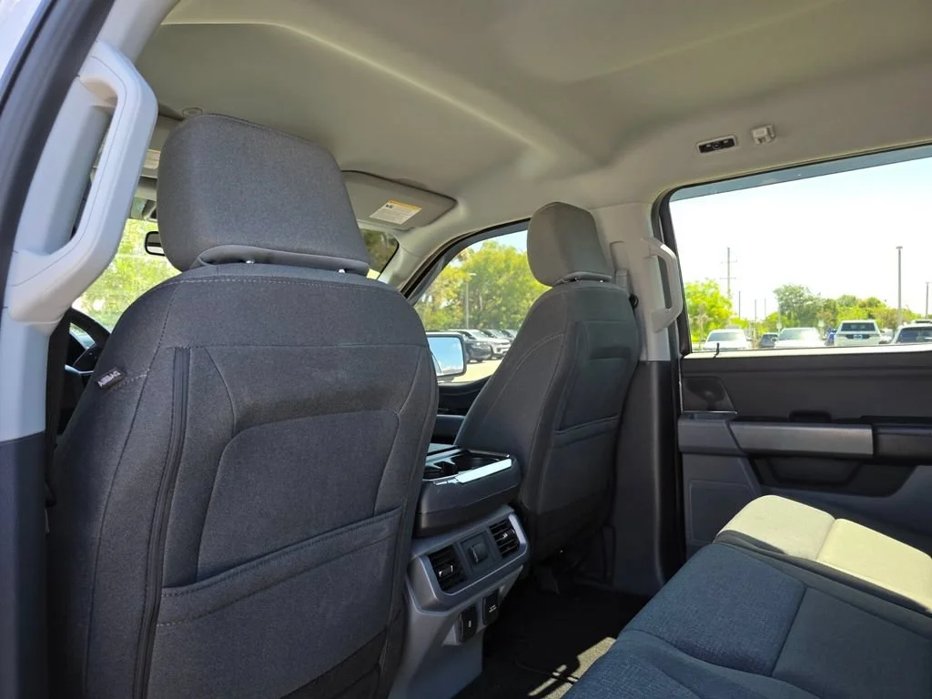 Used 2024 Avalanche Ford XLT image 23