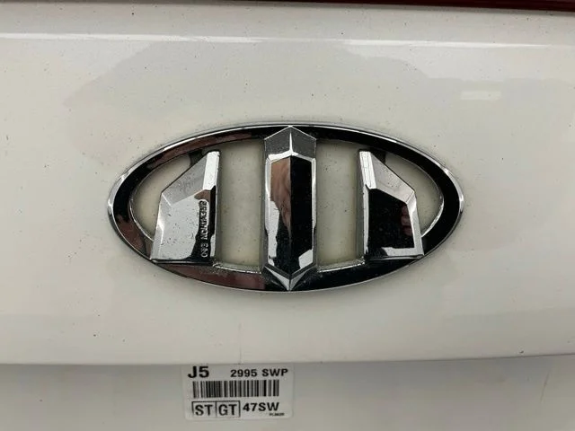 Used 2019 White Kia GT2 image 28