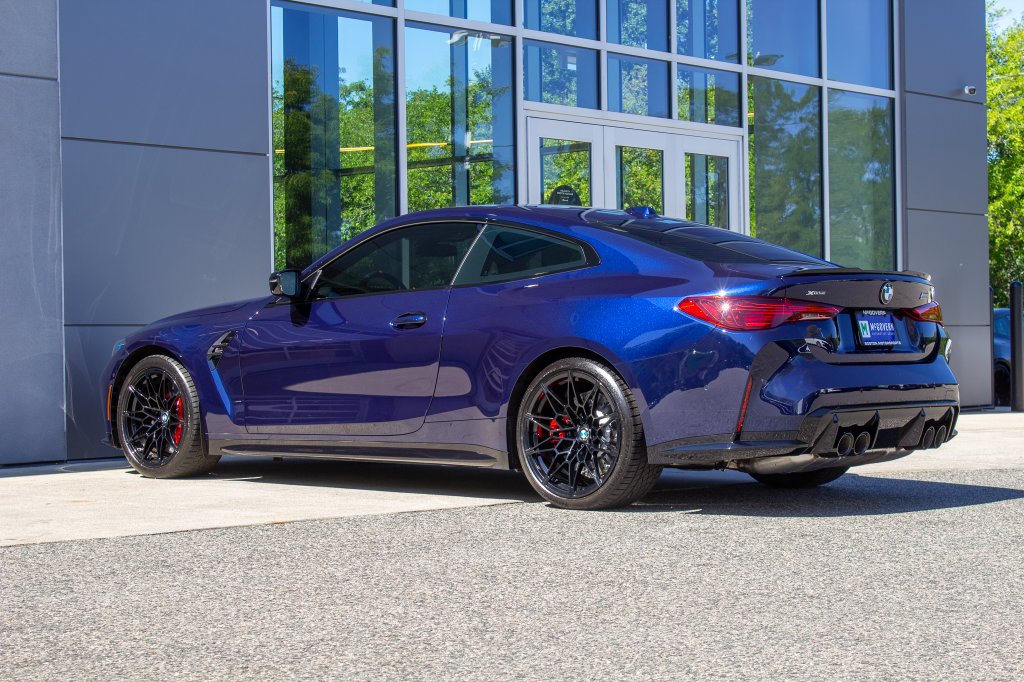 Used 2026 Tanzanite Blue II Metallic BMW Competition image 8