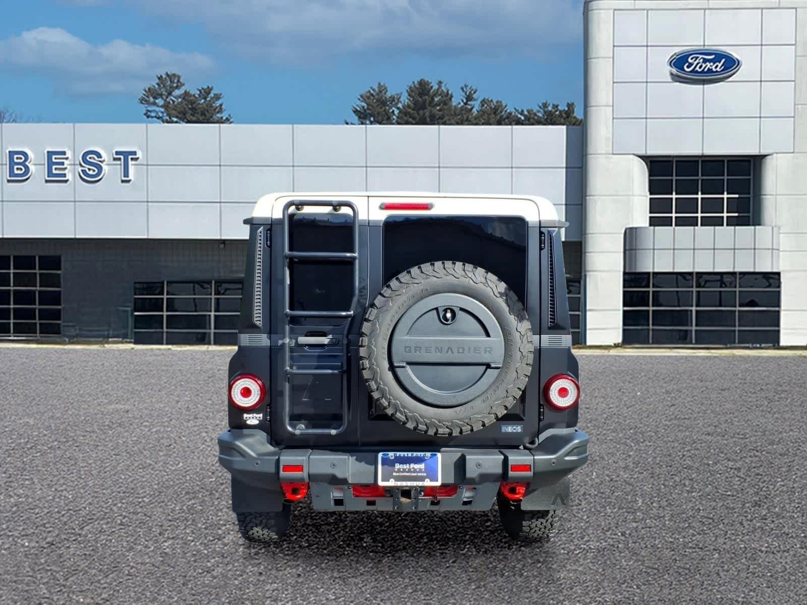 Used 2024 Inky Black INEOS Fieldmaster Edition image 5
