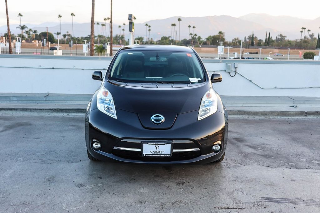 Used 2017 Nissan LEAF SL with VIN 1N4BZ0CP2HC303272 for sale in Claremont, CA