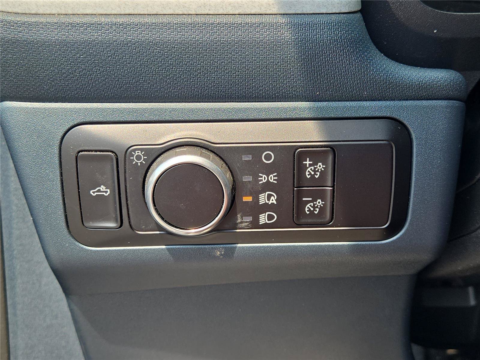 Certified Used 2023 Carbonized Gray Metallic Ford XLT image 24