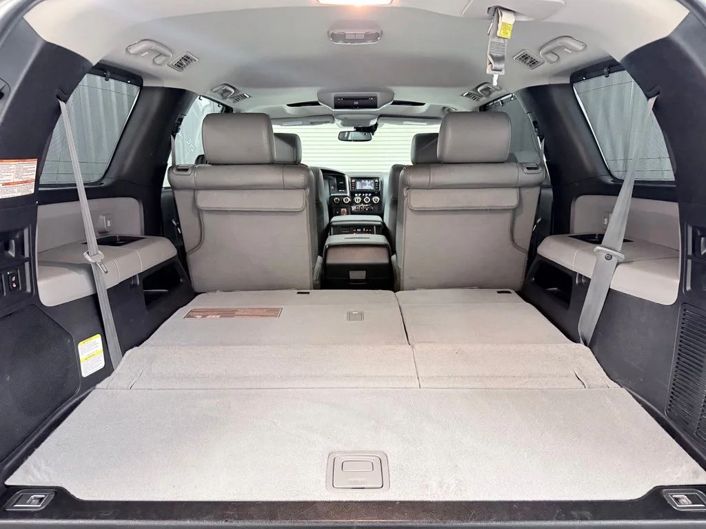 Used 2018 Silver Sky Metallic Toyota Platinum image 37
