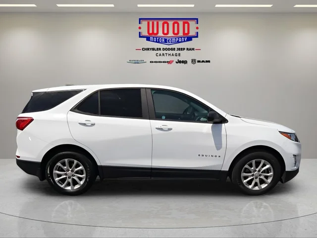 Used 2020 Summit White Chevrolet LS image 14