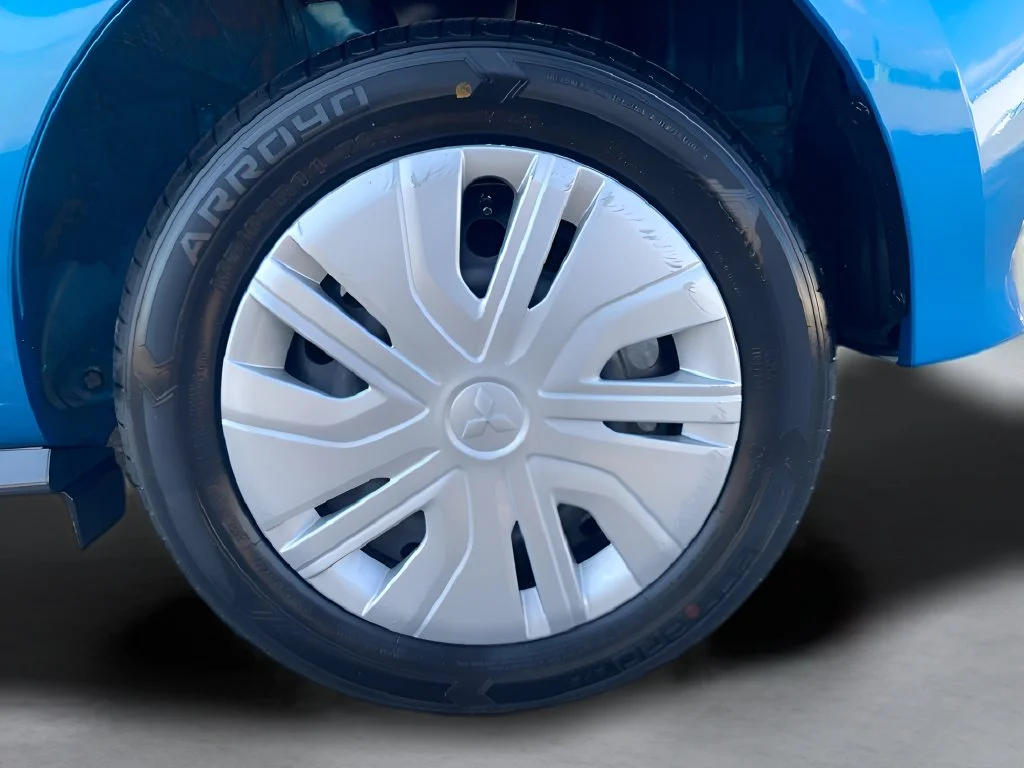Used 2024 Blue Mitsubishi ES image 34