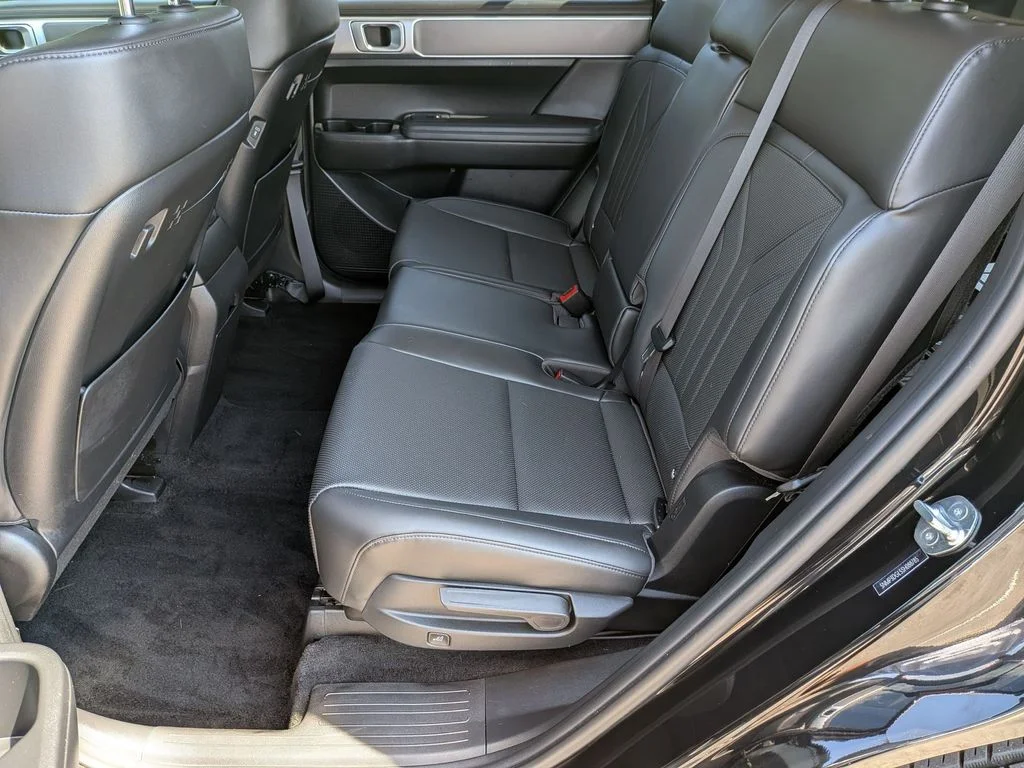 Used 2025 Black Hyundai XRT image 24