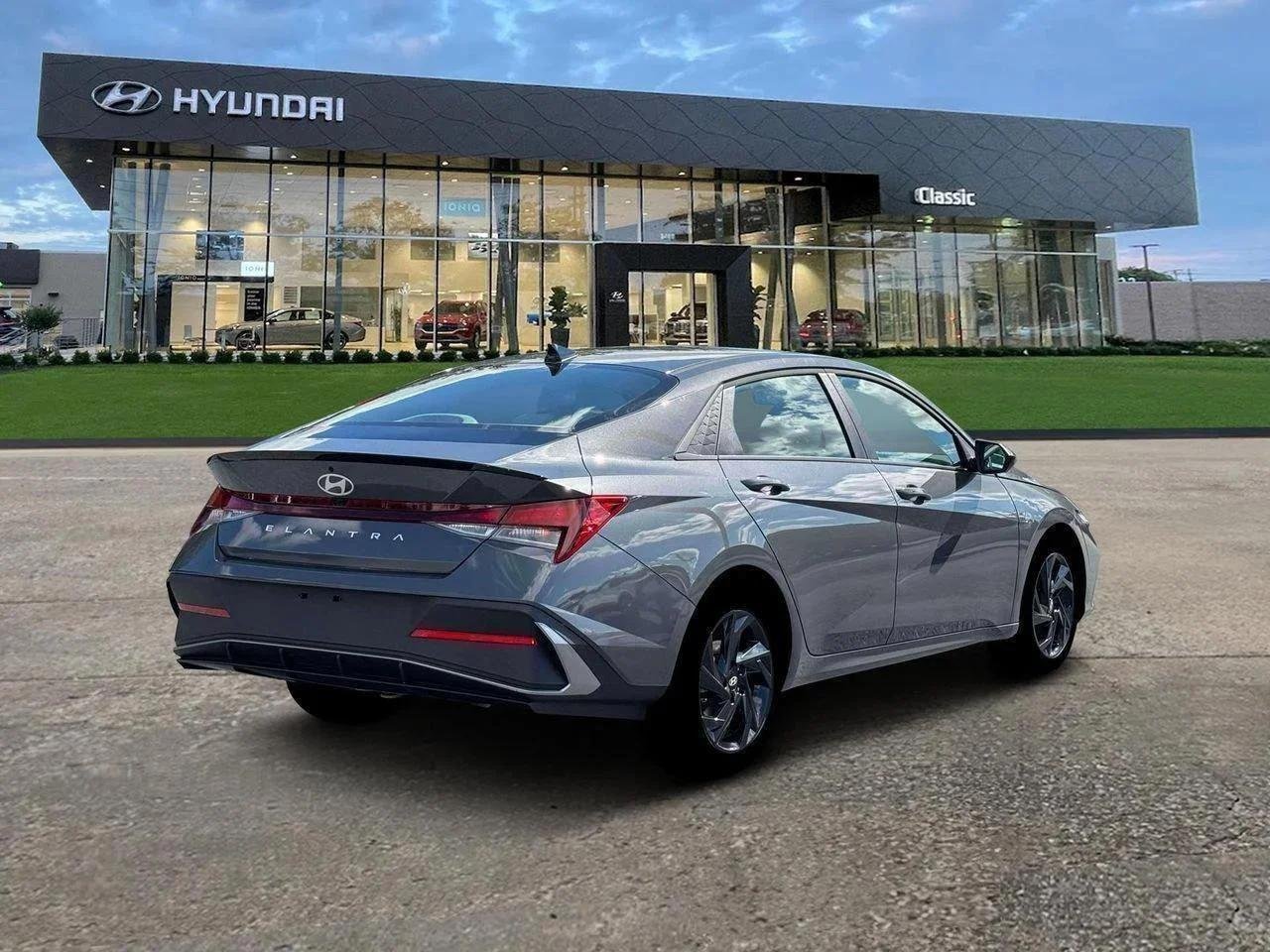 New 2026 Ecotronic Gray Pearl Hyundai SEL Sport image 7