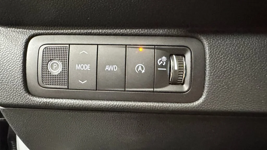 2027 Chevrolet Traverse Z71 - Photo 20