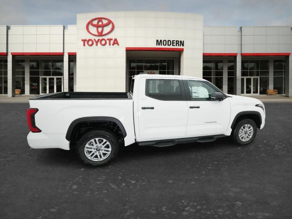 New 2026 Ice Cap Toyota SR5 image 17