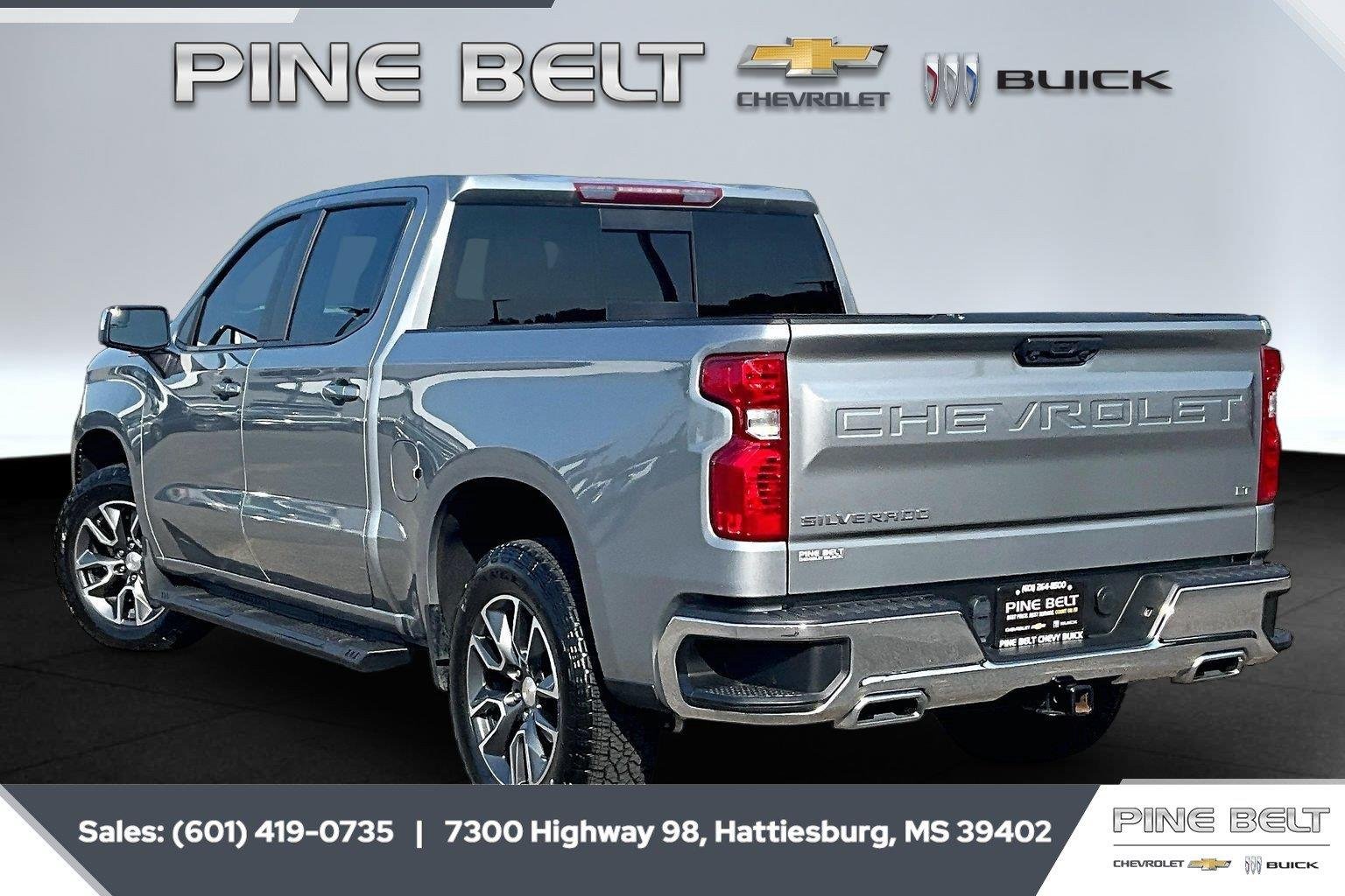 Used 2024 Sterling Gray Metallic Chevrolet LT image 2