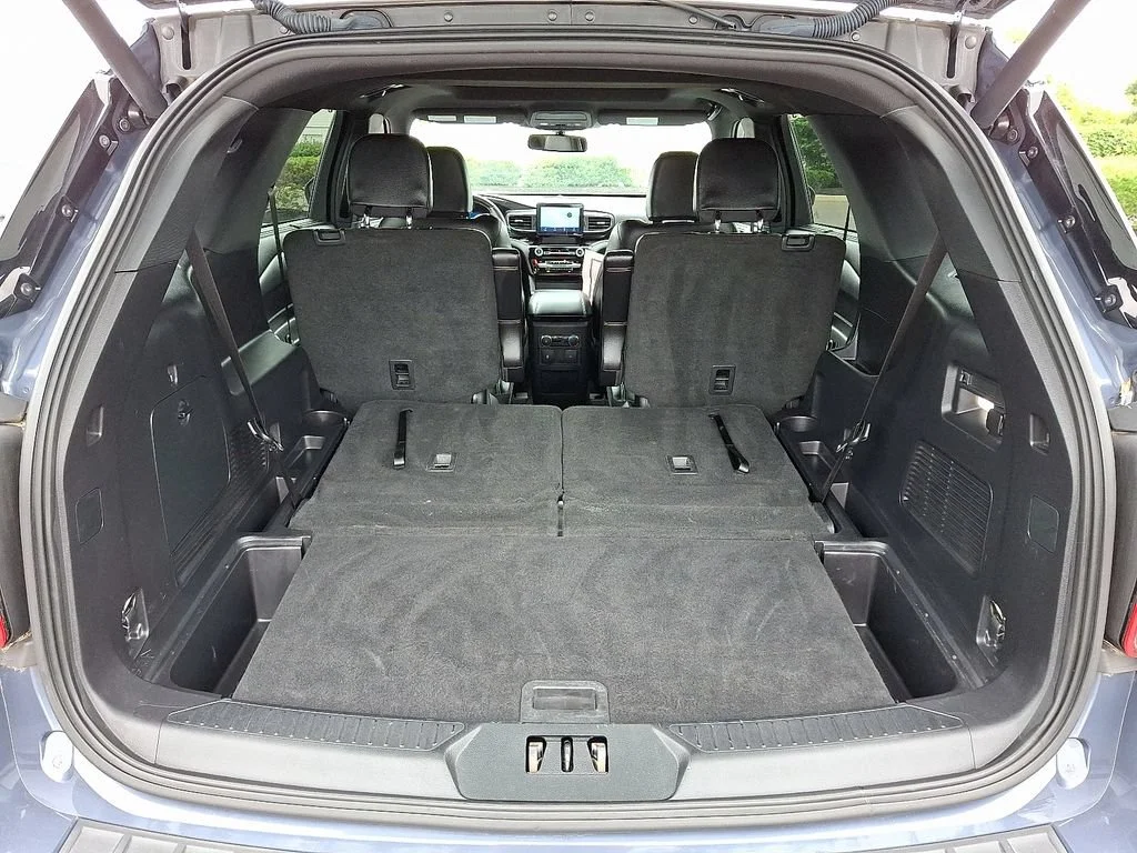 Used 2021 Blue Ford ST image 32
