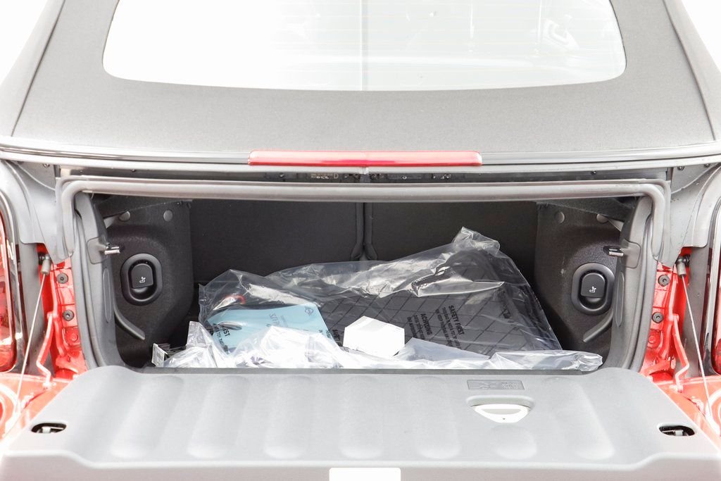 2026 MINI Convertible Base - Photo 17
