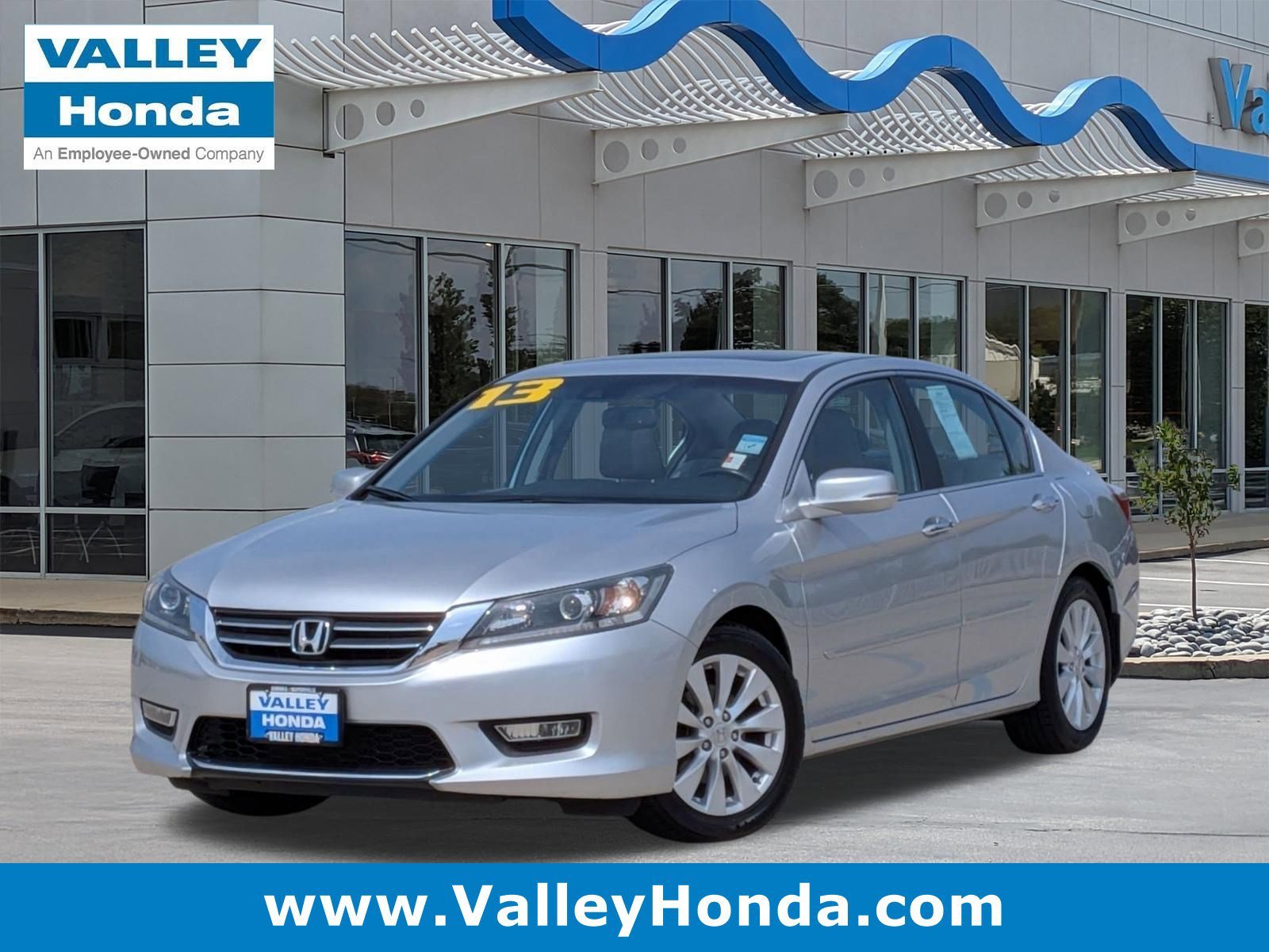 2013 Honda Accord EX-L Auto's photo