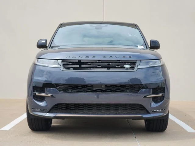 New 2026 Varesine Blue Land Rover Dynamic SE image 2