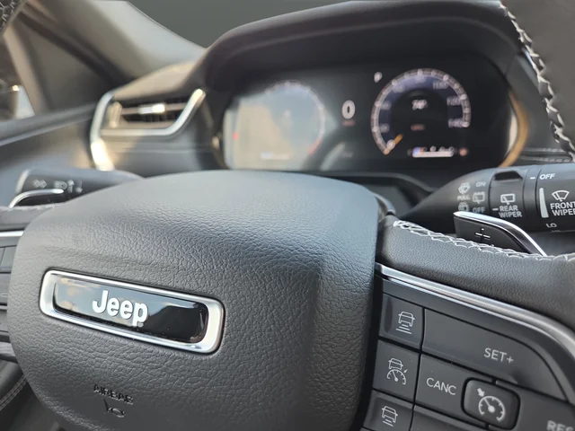 2025 Jeep Grand Cherokee Altitude - Photo 22