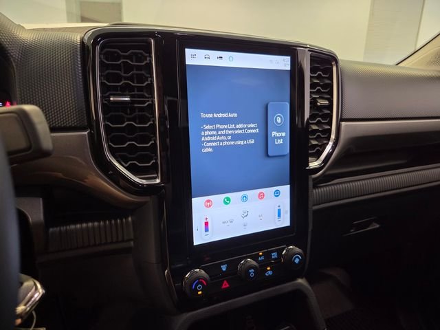 Used 2025 Black Ford XLT image 22
