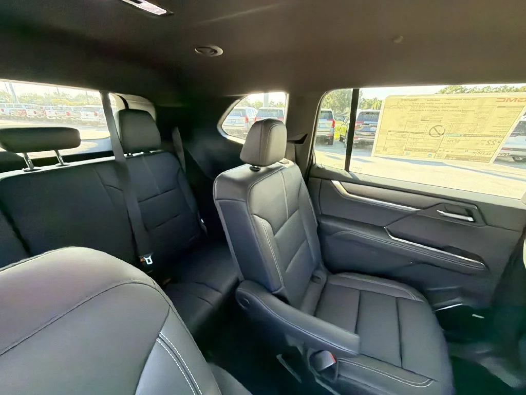 2026 GMC Acadia Elevation - Photo 15