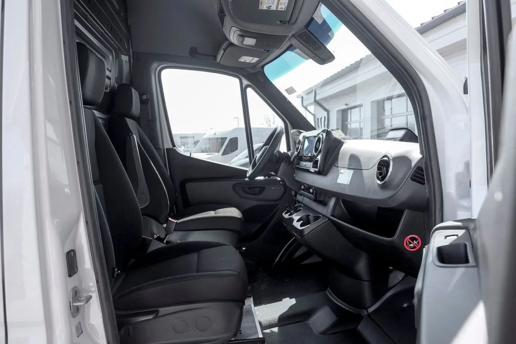 Used 2026 Arctic White Mercedes-Benz Cargo 144 WB image 18