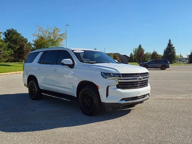 Used 2021 SUMMIT WHITE Chevrolet LT image 3
