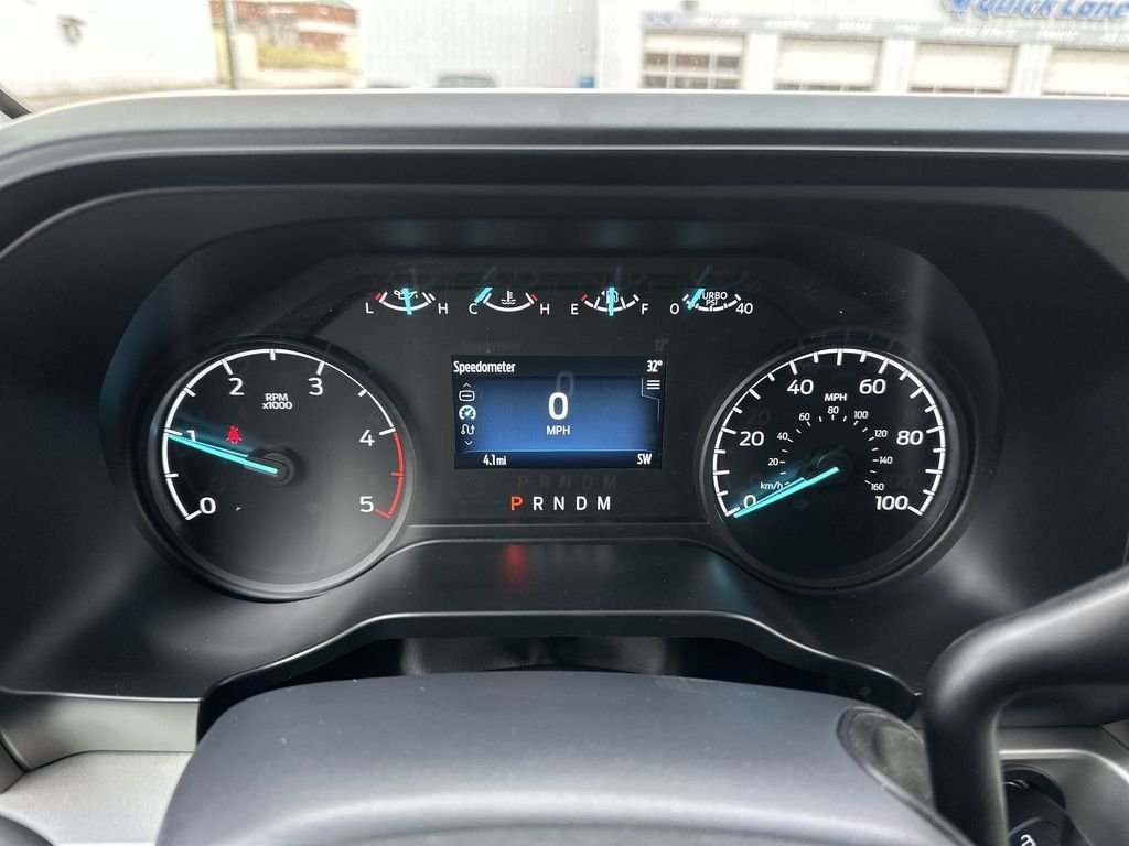 New 2026 Oxford White Ford F-250® XLT image 15