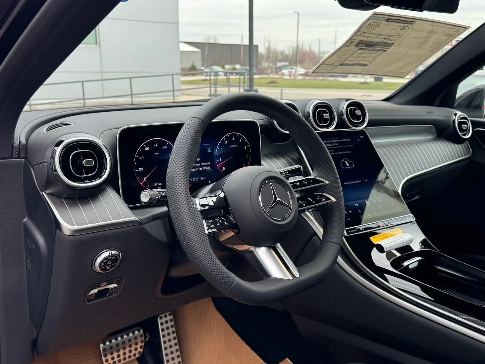 New 2026 Black Mercedes-Benz GLC 300 image 17