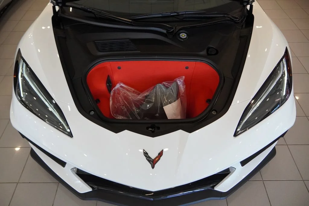 New 2026 Arctic White Chevrolet 2LT image 23