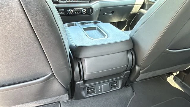 Used 2025 Black GMC SLT image 20