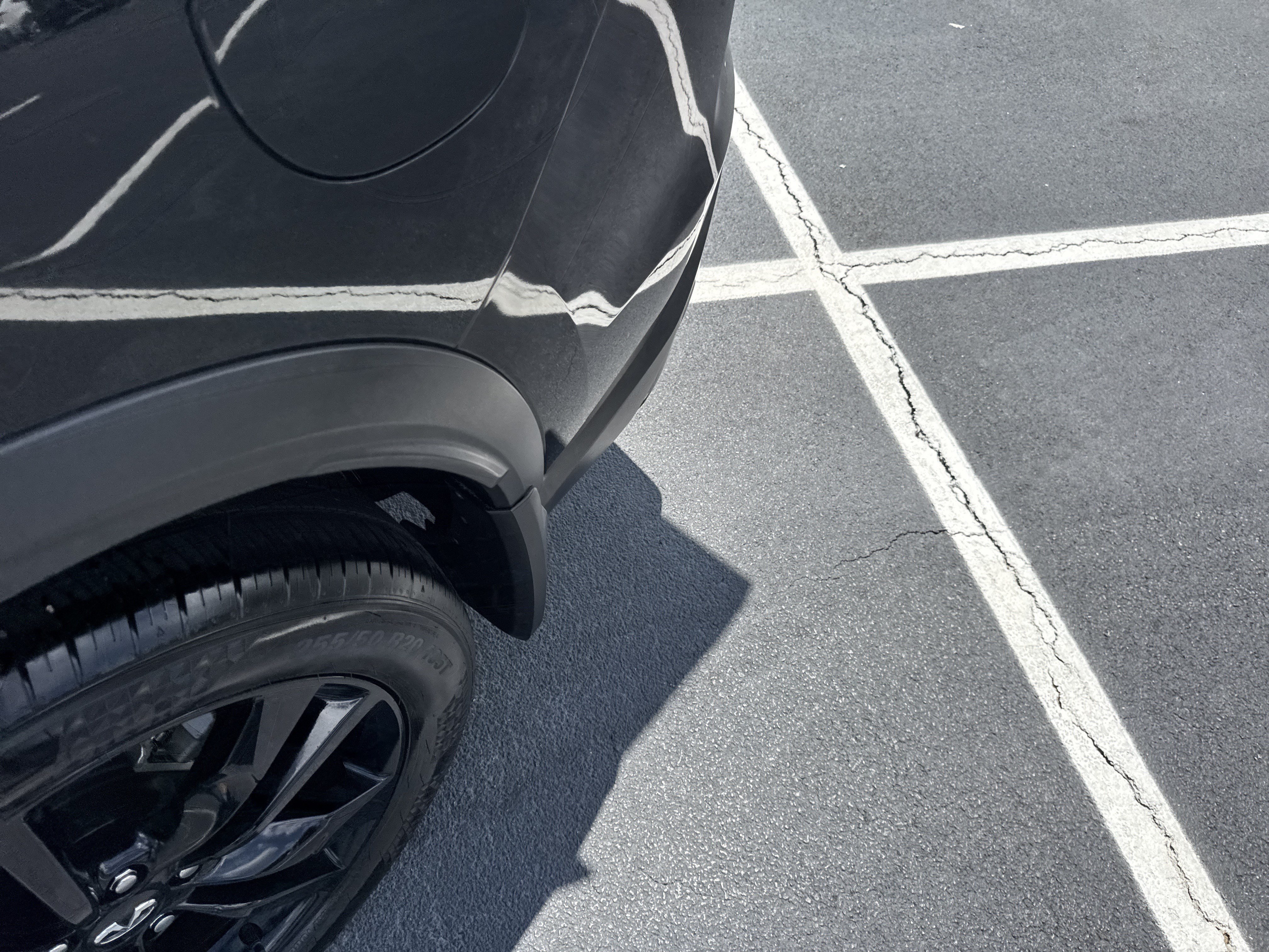 Used 2025 Mineral Black INFINITI LUXE image 25
