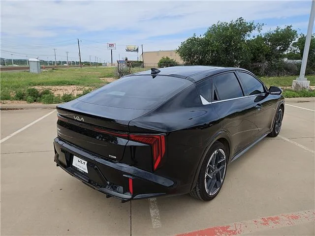 Used 2025 Aurora Black Pearl KIA GT-Line (IVT) image 5